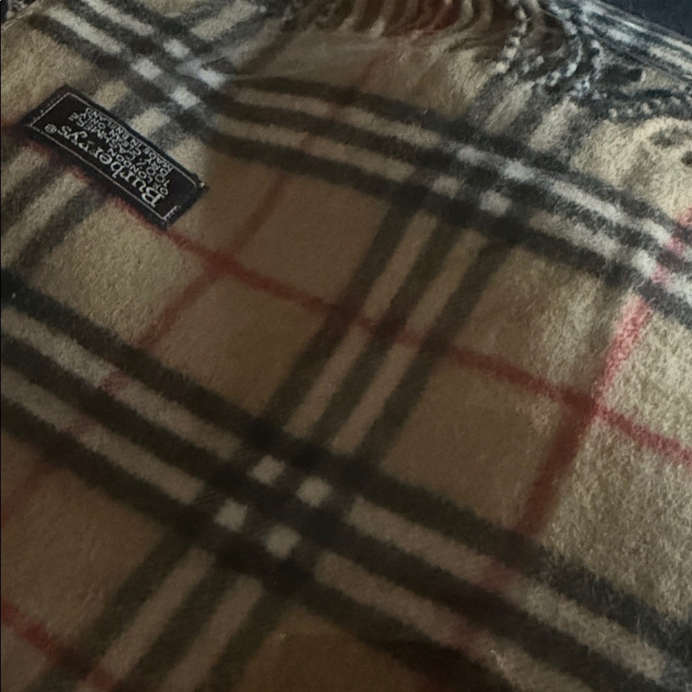 Authentic Burberrys Check 100% Cashmere Stole Scarf Multicolor - Picture 9 of 9